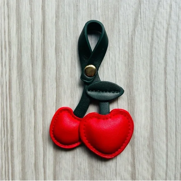 🍒 2 Cherry Heart Pendant Charms Classic & Pastel NWT - Picture 3 of 11